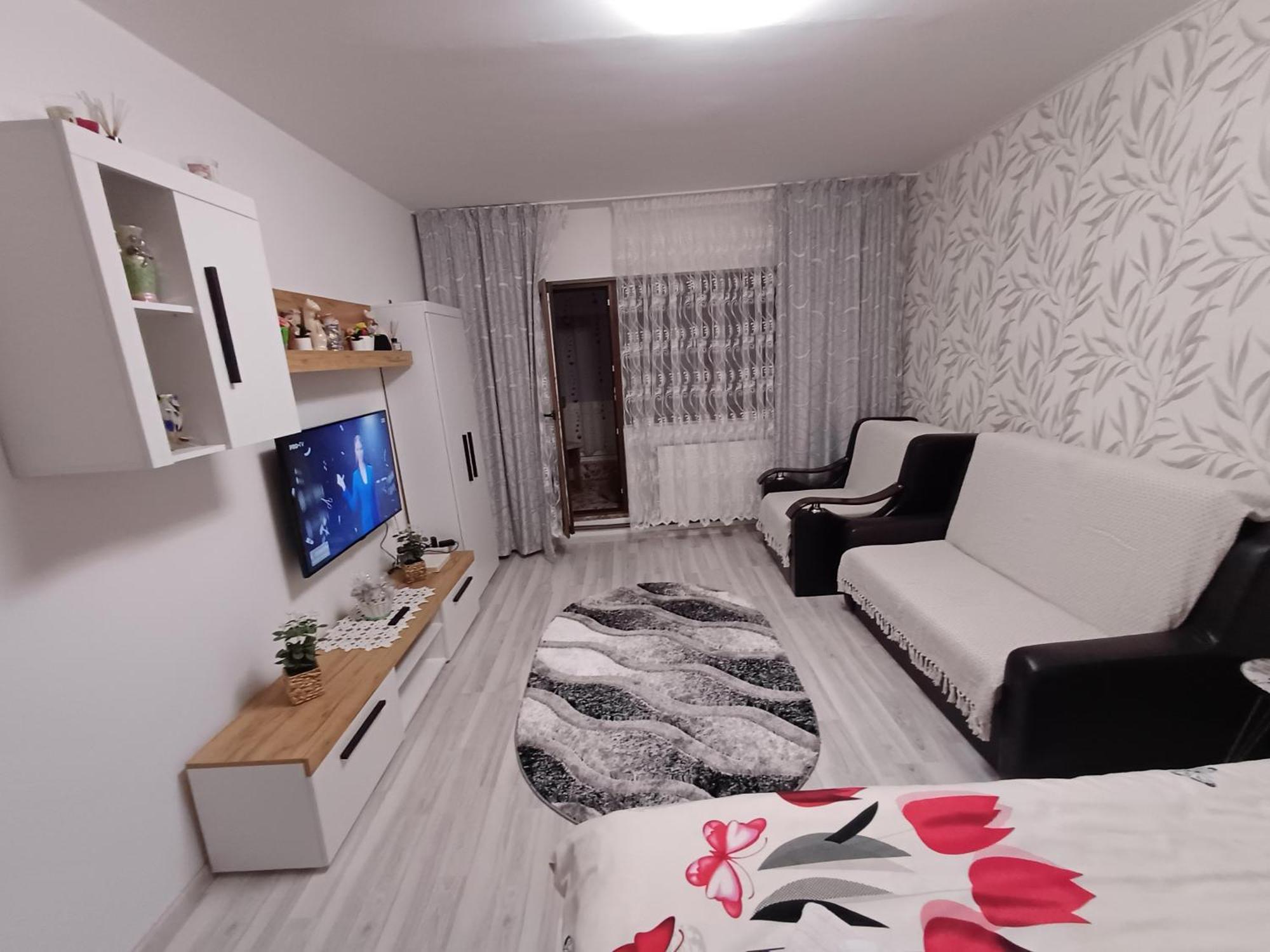 Garsoniera George Apartment Tirgu Ocna Luaran gambar